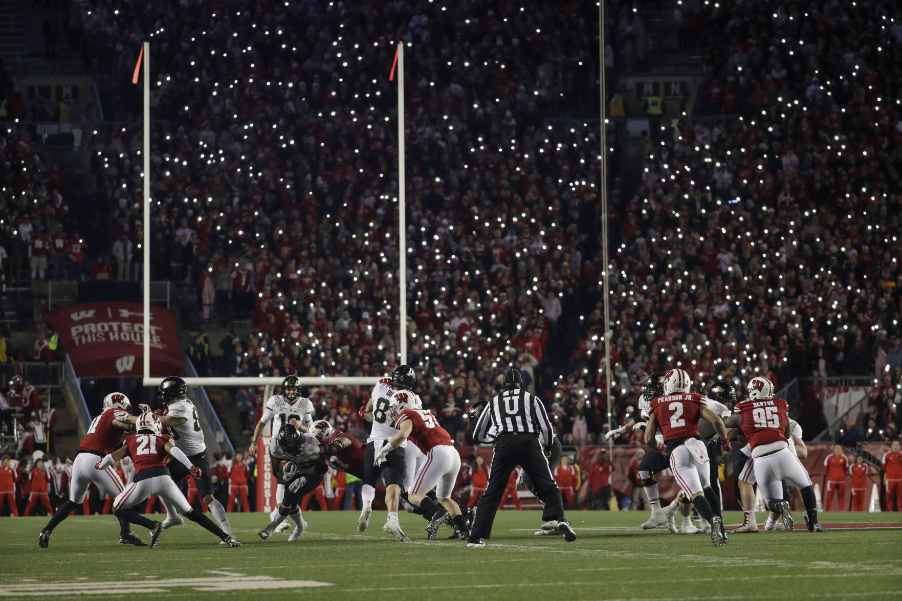 Here are the masking rules for Camp Randall Stadium this season